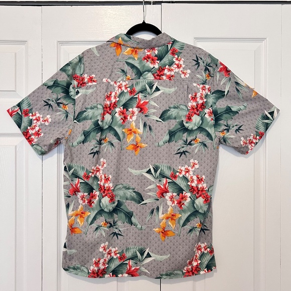 Tommy Bahama Men's Tropical Shirt - Picture 5 of 6